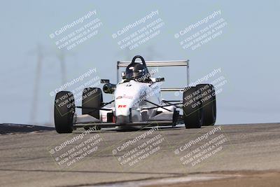 media/Oct-26-2025-CalClub SCCA (Sun) [[8ce1e69566]]/Group 3/Grapevine/